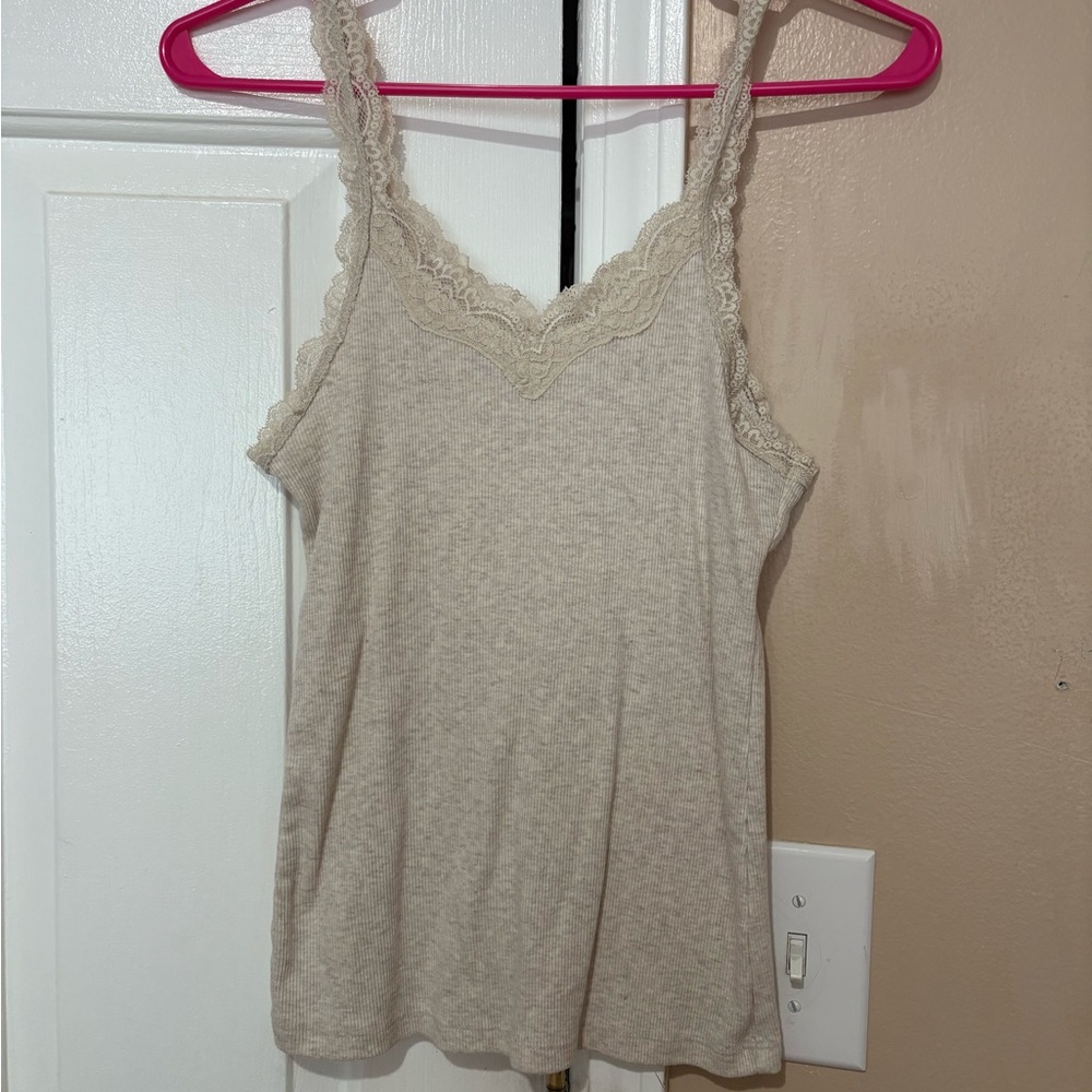 SO Cream Lace-Trim Camisole